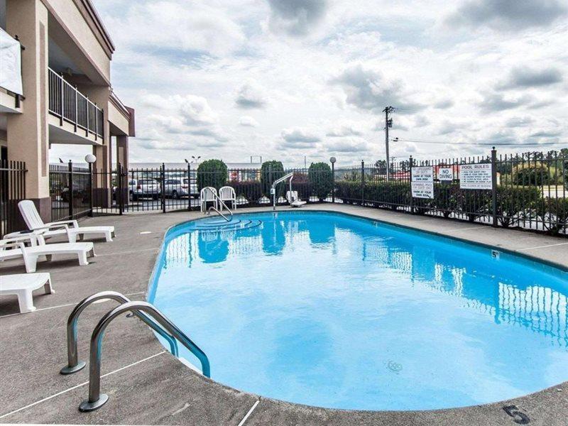 Econo Lodge Lenoir City Bagian luar foto