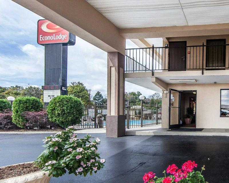 Econo Lodge Lenoir City Bagian luar foto