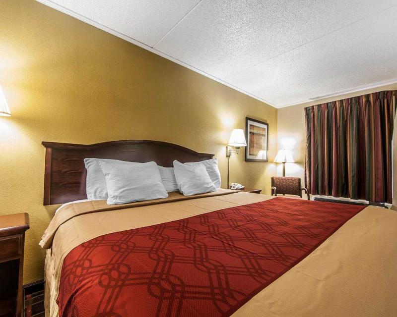 Econo Lodge Lenoir City Bagian luar foto