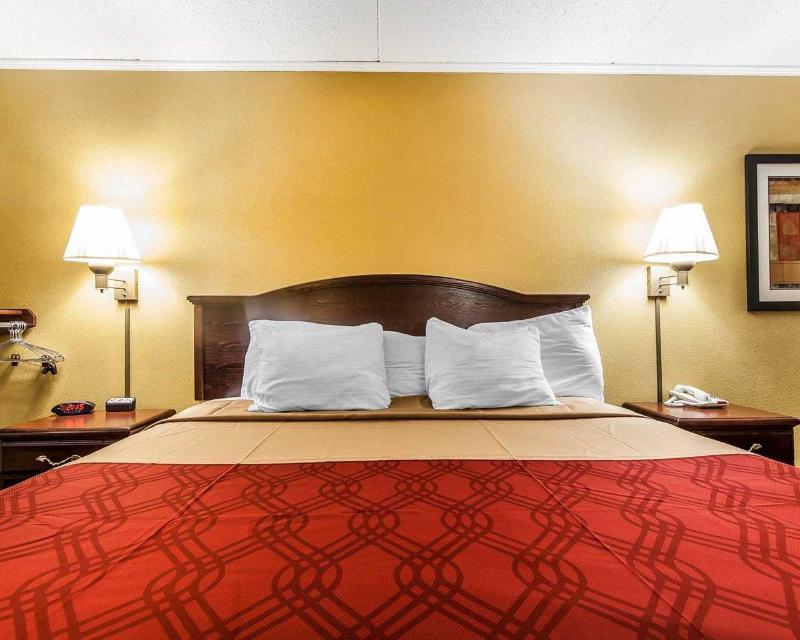 Econo Lodge Lenoir City Bagian luar foto