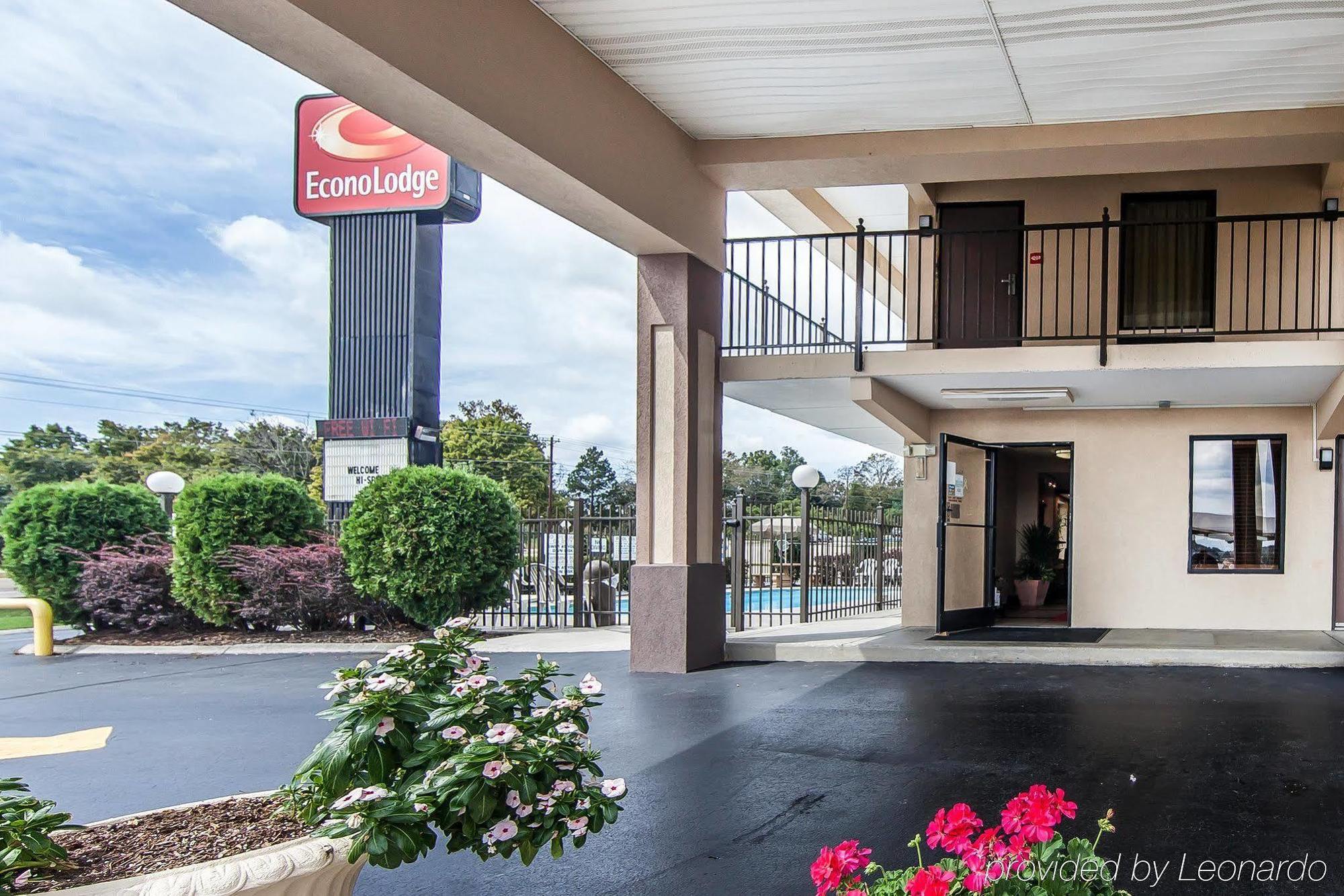 Econo Lodge Lenoir City Bagian luar foto