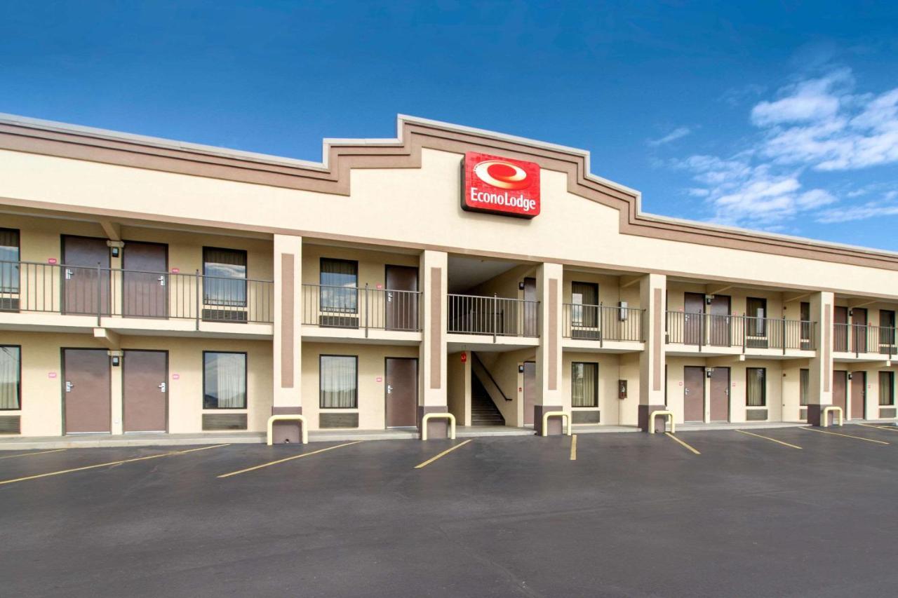 Econo Lodge Lenoir City Bagian luar foto