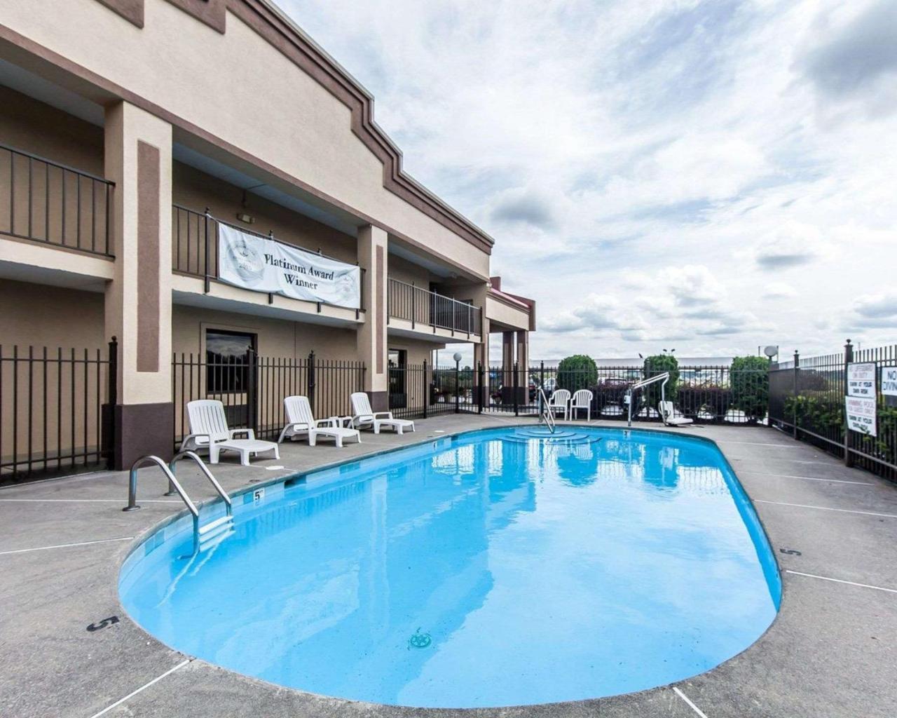 Econo Lodge Lenoir City Bagian luar foto