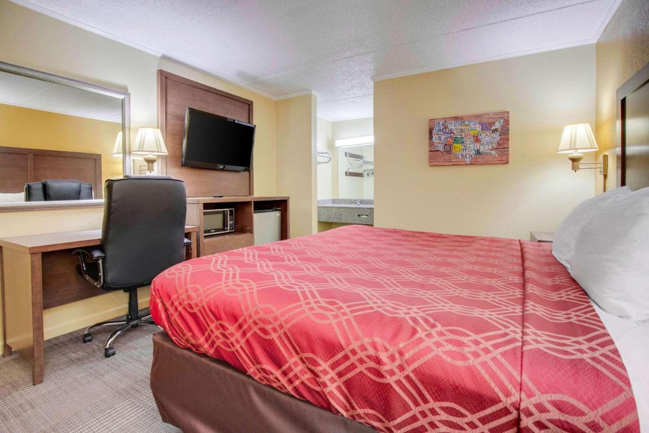 Econo Lodge Lenoir City Bagian luar foto